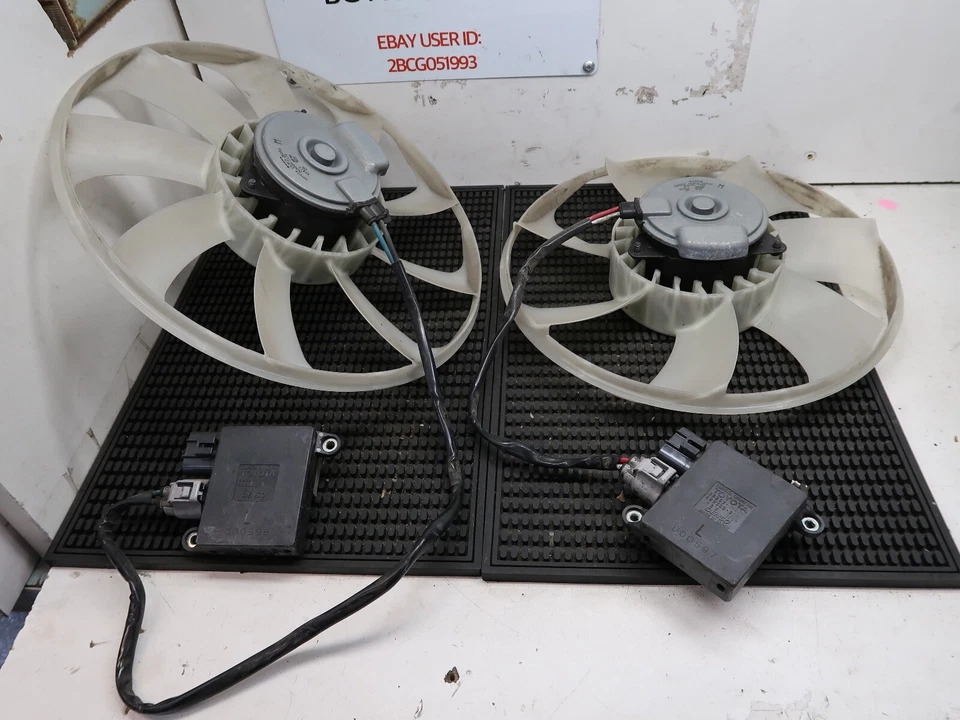 Ventilador de refrigeración radiador izquierdo y derecho genuino Lexus NX300 H 2015-2019 con motor OEM Foto 2 de 4