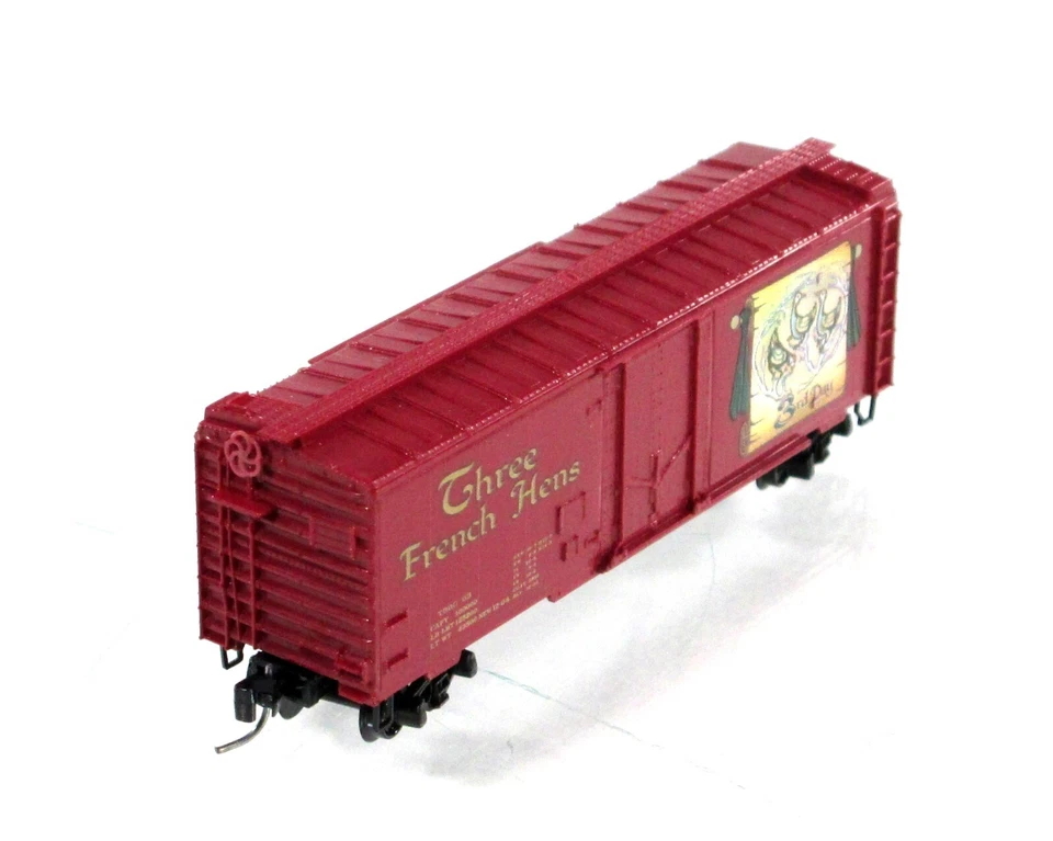 Z Scale ***THREE FRENCH HENS*** 12 Days Christmas Box Car - MICRO TRAINS 14933-2 - Image 3 of 4