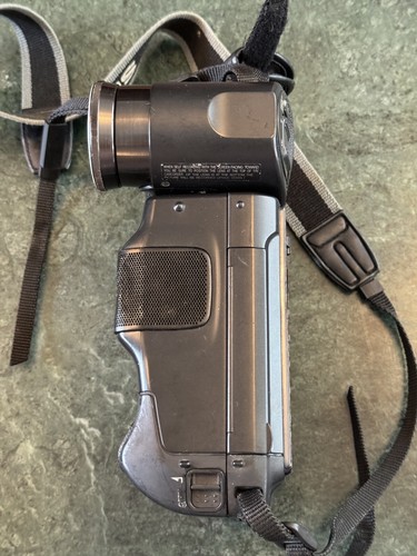 Sharp Hi8 ViewCam Video Camera VL-H410 - Picture 6 of 14