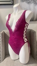 NWT VICTORIA'S SECRET XS FUSCHIA FLORAL LACE UP SIDE STRAPPY LACE TEDDY BODYSUIT
