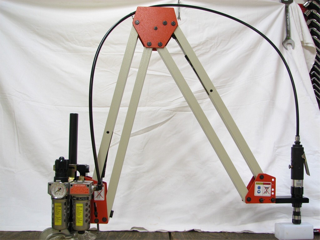 Bras de taraudage GAT M03-M12 avec tête pivotante anti-casse pour filetages précis