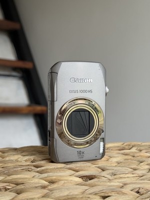 CANON IXUS 1000HS 10MP Full HD Compact Digital Camera NOT WORKING