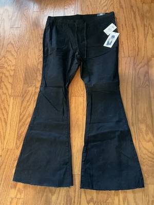 CHLOE, YMI,  Women s Plus Sz 1X, Black Jeans, Stretch, Raw Hemline, Wide Flare.