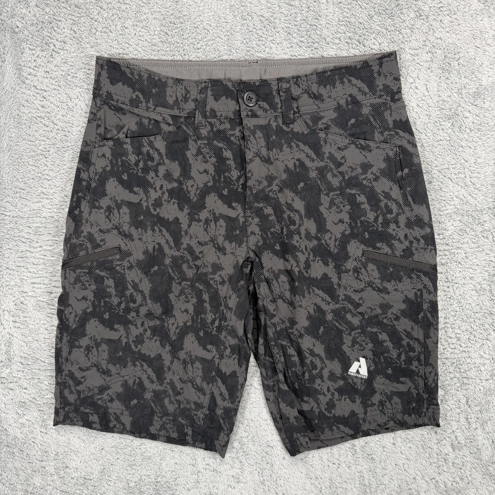 Eddie Bauer First Ascent Shorts Mens 33x11 Gray Camo Cargo Hiking Camping