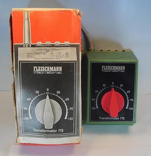 Transformador Fleischmann International 715 0 - 14 voltios 7,5 VA en caja #1134 | Condition: Gebraucht