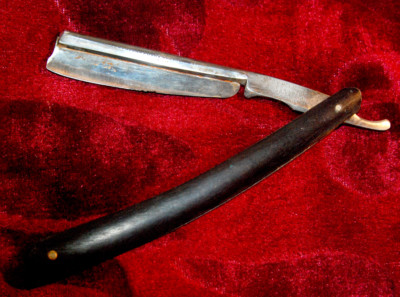 Antique old Straight Razor C.V.Heljestrand  Eskilstuna Prisrelont Stockholm1868 