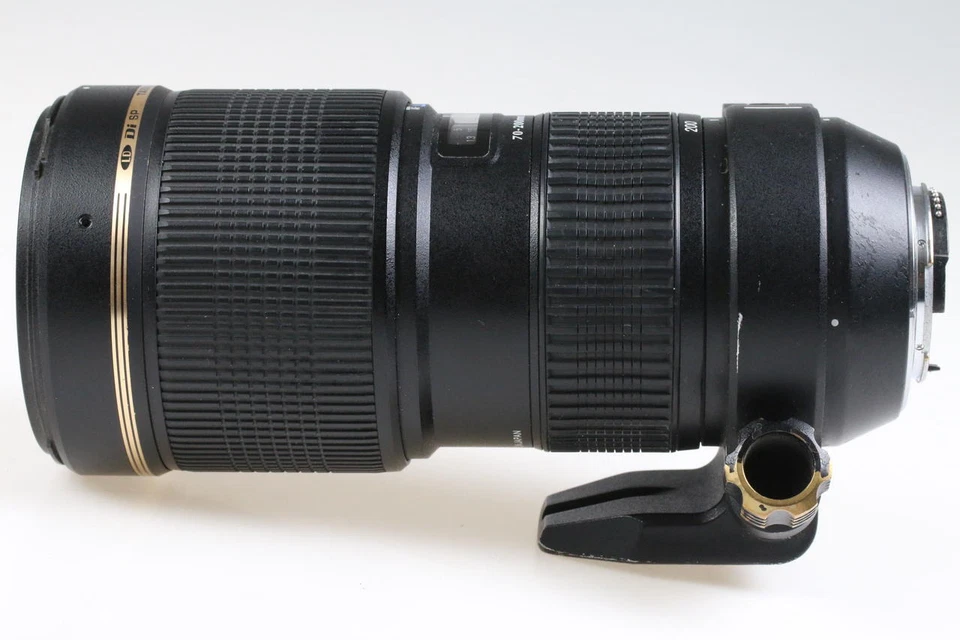TAMRON SP 70-200mm f/2,8 Di LD [IF] Macro für Nikon F  - SNr: 030303 - Bild 2 von 4