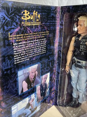 Sideshow Collectibles Buffy the Vampire Slayer 12
