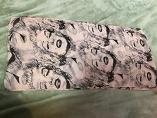 61  by 14  unbranded marilyn monroe scarf new no tags