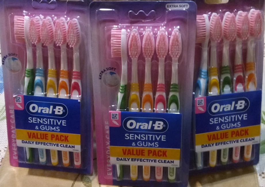 Oral-B Sensitive & Gums Extra Soft Toothbrush Value Pack 5ct EACH 5PK = 25 BRUSH - Image 3 of 3