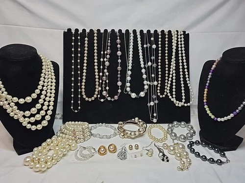 Vtg Now Pearls Mixed Bulk Costume Jewelry Lot Necklaces Bracelets Earrings #985