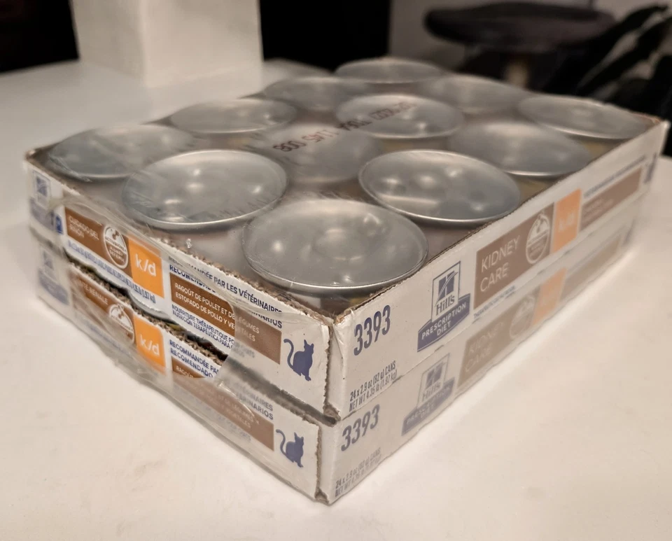 Hill's Kidney Care k/d Comida húmeda para gatos | Estofado de pollo y verduras | Latas de 24 x 2,9 oz Foto 2 de 4