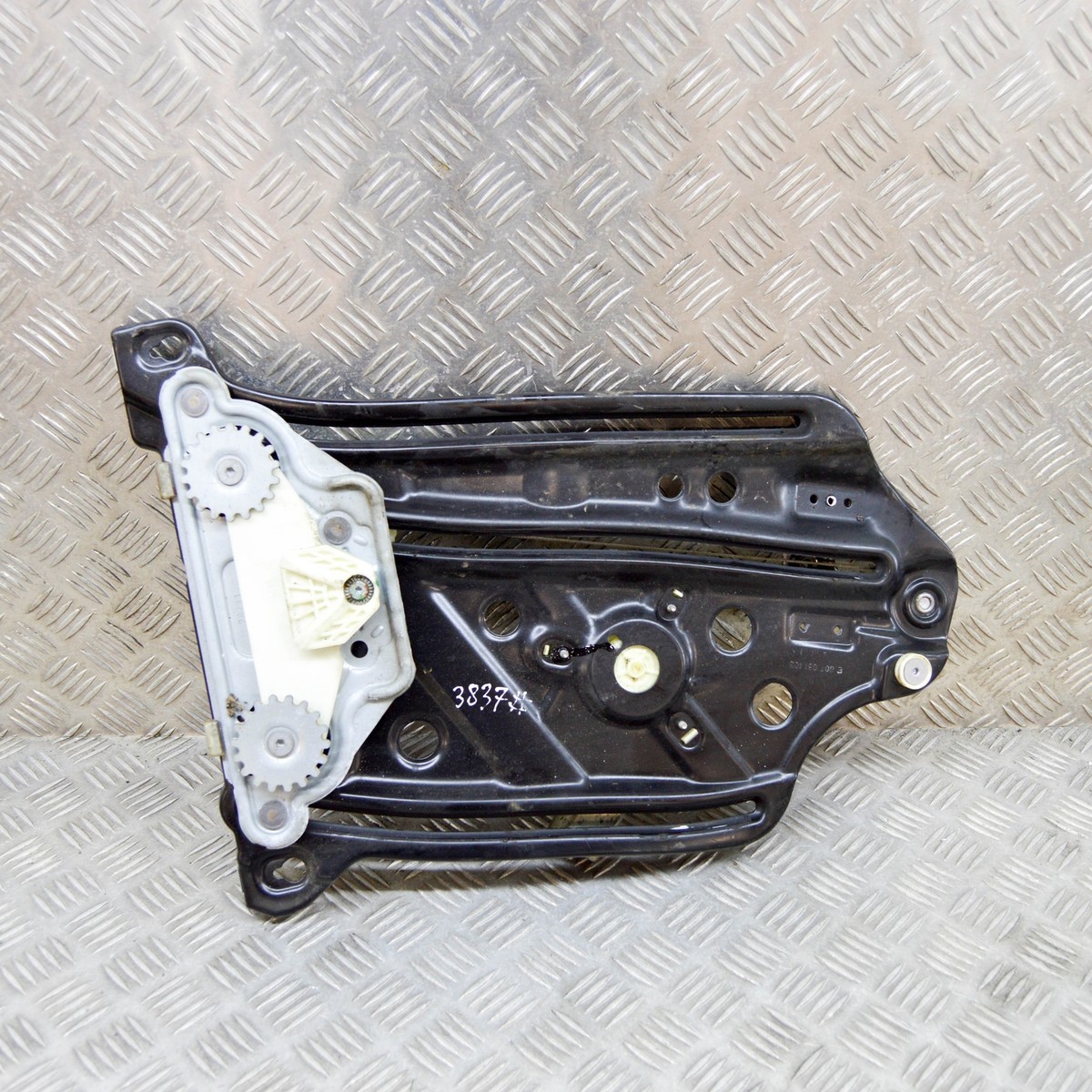 BMW 1 Cabrio E88 118d Rear Right Side Window Regulator