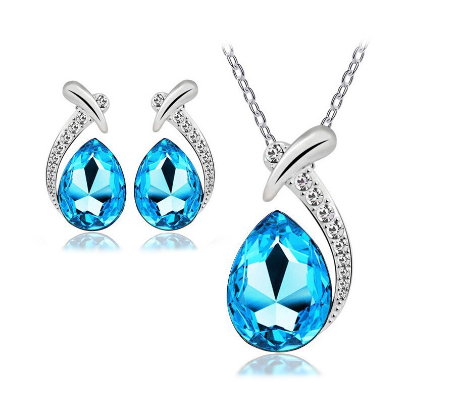 Austrian Crystal jewelry sets crystal Triangle star necklace+earrings Elegant SMTPS423