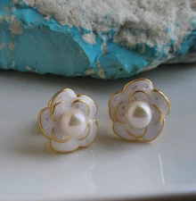 Natural 7mm Pearl Mother-of- Pearl 16mm Flower Stud Earrings Yellow Gold Silver