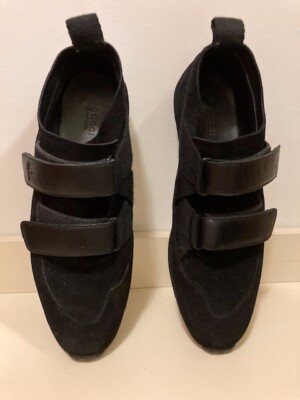 Gucci Black Suede Two Strap Low Top Shoes Sneakers 39 US 9 Authentic