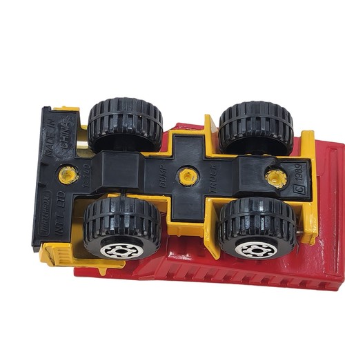 Matchbox Construction Dump Truck 1:140 Scale Yellow & Red Diecast Model © 1989 - 第 8/11 張圖片