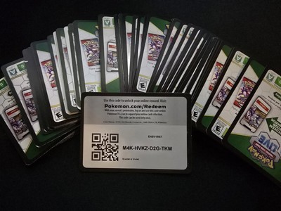 Pokémon TCG Online Live Codes Bundle -  100 bundle - Fast Delivery 