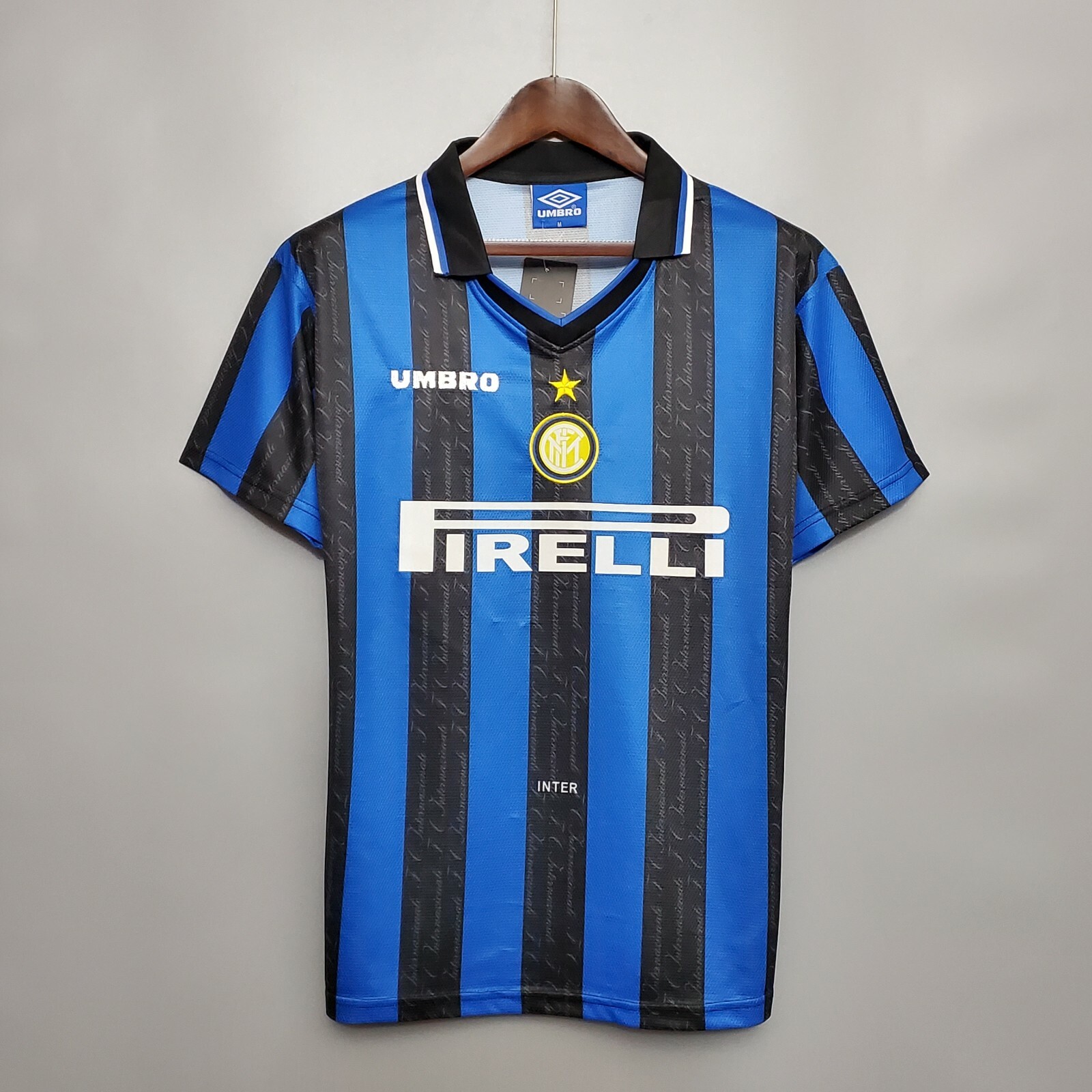 Maglia INTER 1997 98 maglietta nero azzurra retro vintage da collezione  Ronaldo - Shopping.com