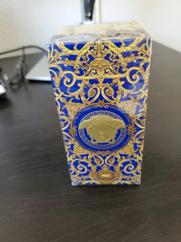 Blonde por Gianni Versace 1,0 fl oz/30 ml Eau de Toilette spray para mujer vintage Foto 3 de 4