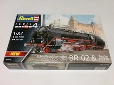Revell 1/87 German Federal Railroad Steam Locomotive BR 02 with tender Revell