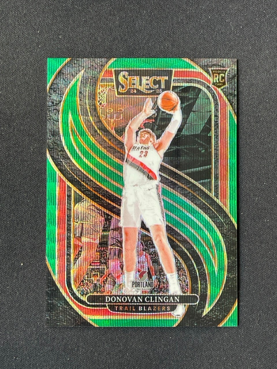 Donovan Clingan 2024-25 Panini Select Premier Level Green Wave RC /50 #199