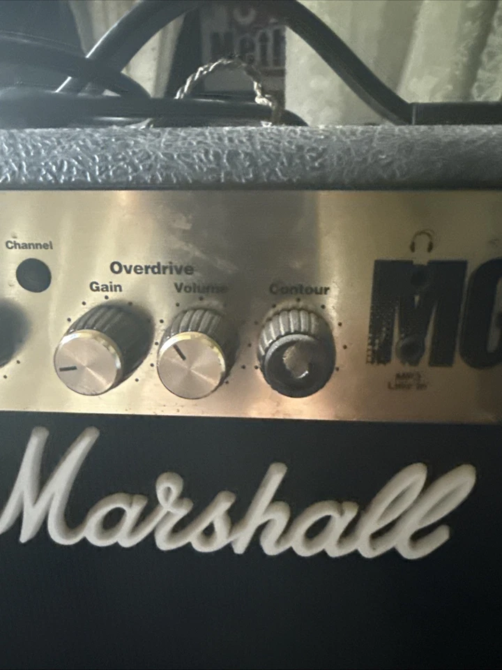 Marshall MG10 Guitar Amplifier 24W 10W Power - Image 4 of 4