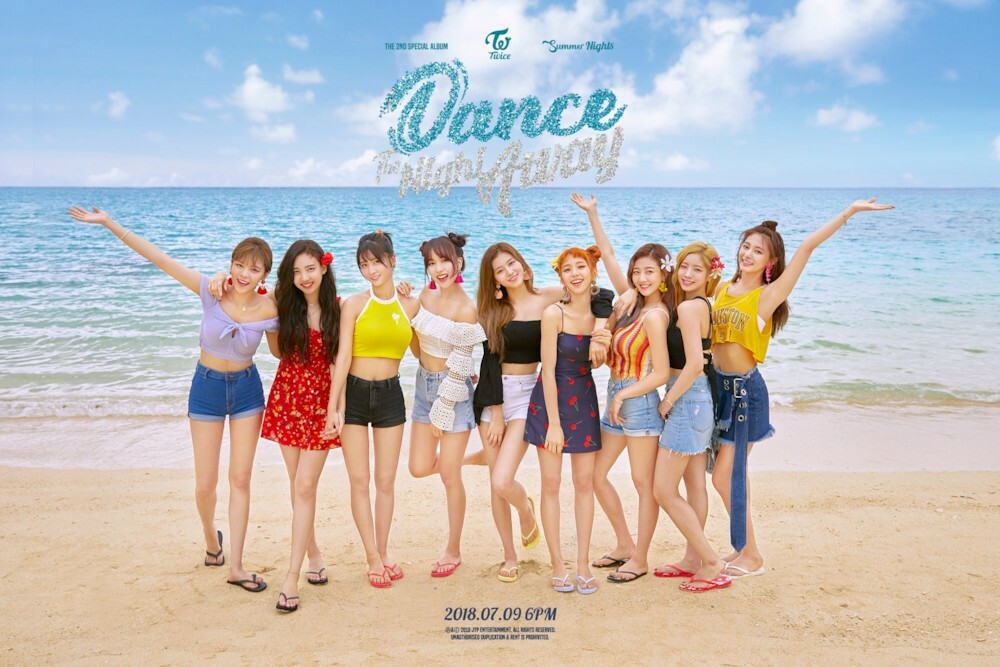 Twice[Summer Nights]2nd Special B Ver CD+Poster+PhotoBook+Card+etc
