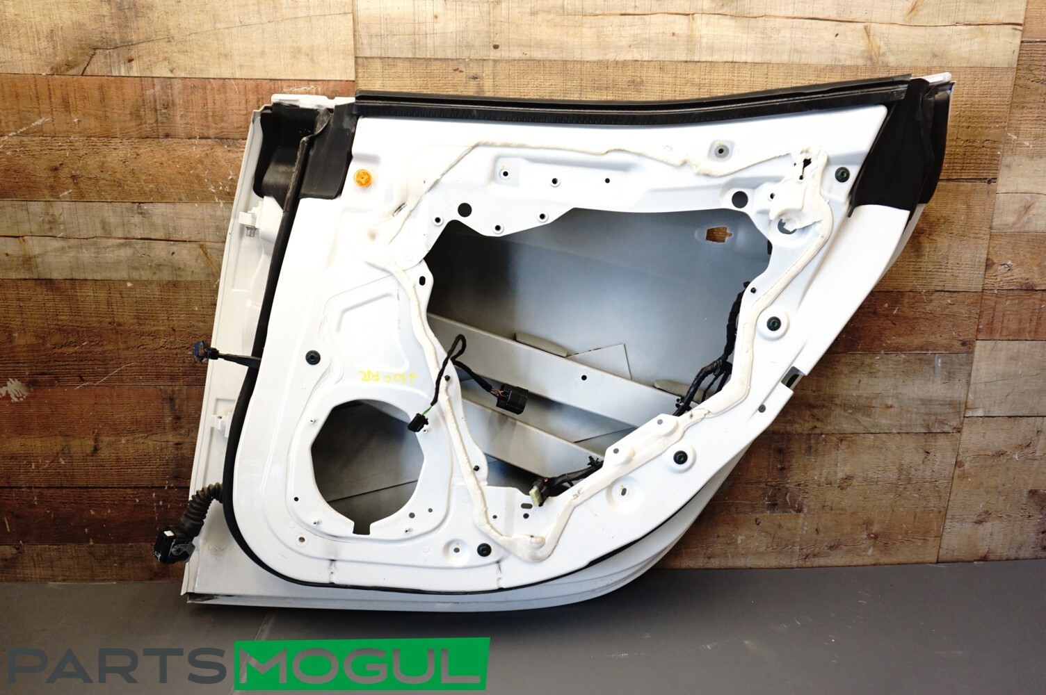 14 15 16 17 Maserati Ghibli Rear Right Pass Door Shell Panel White OEM