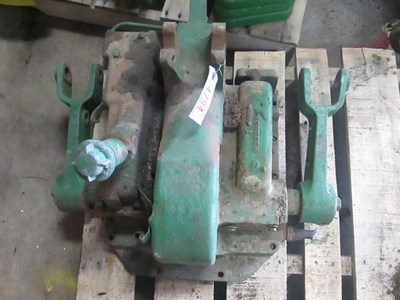 John Deere 4020 POWERSHIFT ROCKSHAFT ASSEMBLY R33880 ITEM # 4794 | eBay