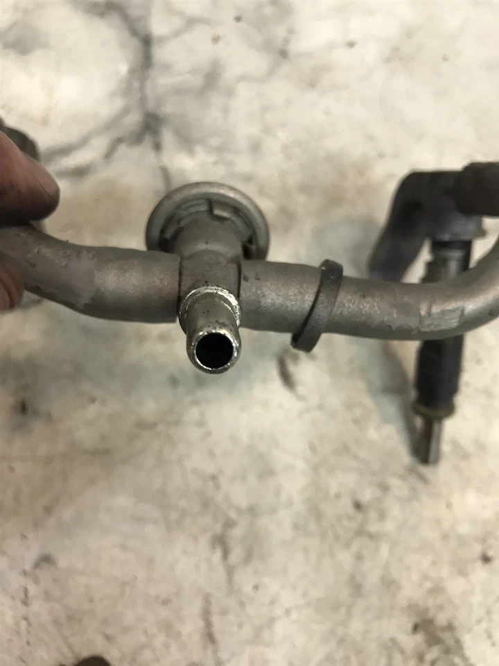 12 Victory Vision Touring 106 gas fuel injection injector nozzles & line rail  Foto 4 de 4