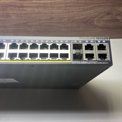 NetGear ProSafe FS752TP 48+4 Stackable PoE Ethernet Managed Smart Switch - Picture 4 of 6