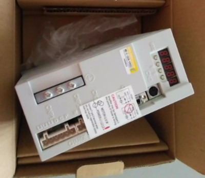 NEW MITSUBISHI MR-E100AKH003 MR-E-100A-KH003 AC Servo Amplifier