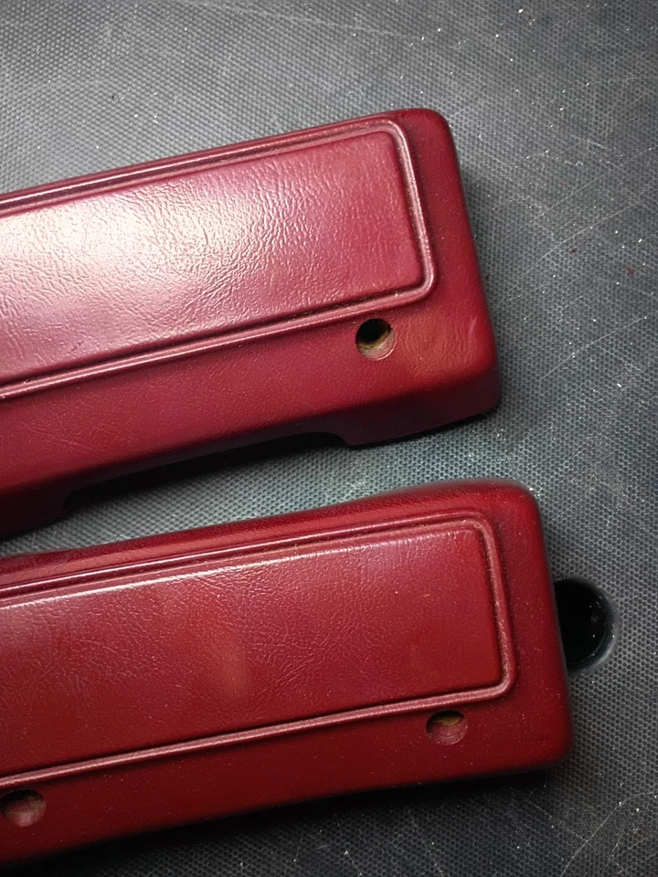 1978 - 1996 雪佛兰 GMC G10 G20 G30 Van Red Arm Rests 门拉 # 465635 — 第 2/4 张图片