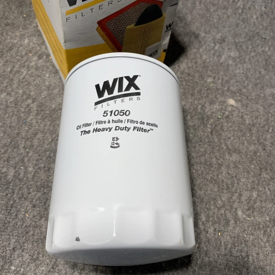 Filtro de aceite de motor para DJ5, CJ5, CJ6, Commando, Jeepster, Despachador + Más 51050 Foto 2 de 3