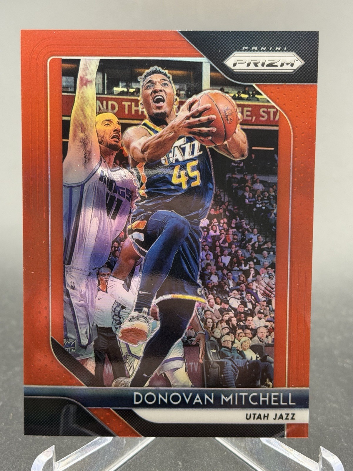 2018-19 Panini Prizm - Donovan Mitchell #143 Red Prizm /299
