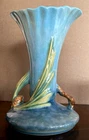 Roseville Pottery 9" Windcraft Pinecone Vase # 283-8  Excellent Condition