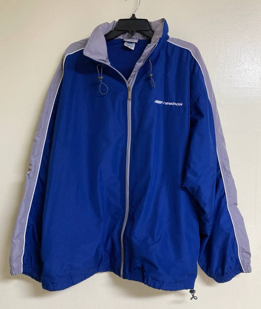 Men's Jacket Reebok Hooded Lightweight Windbreaker Style Size L Full Zip 2 Tone