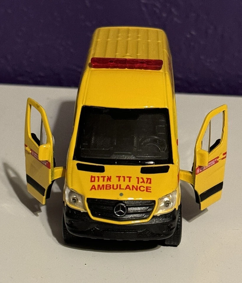 Welly 压铸救护车 以色列 梅赛德斯 Van 移动护理单元 Magen David Adom — 第 2/4 张图片