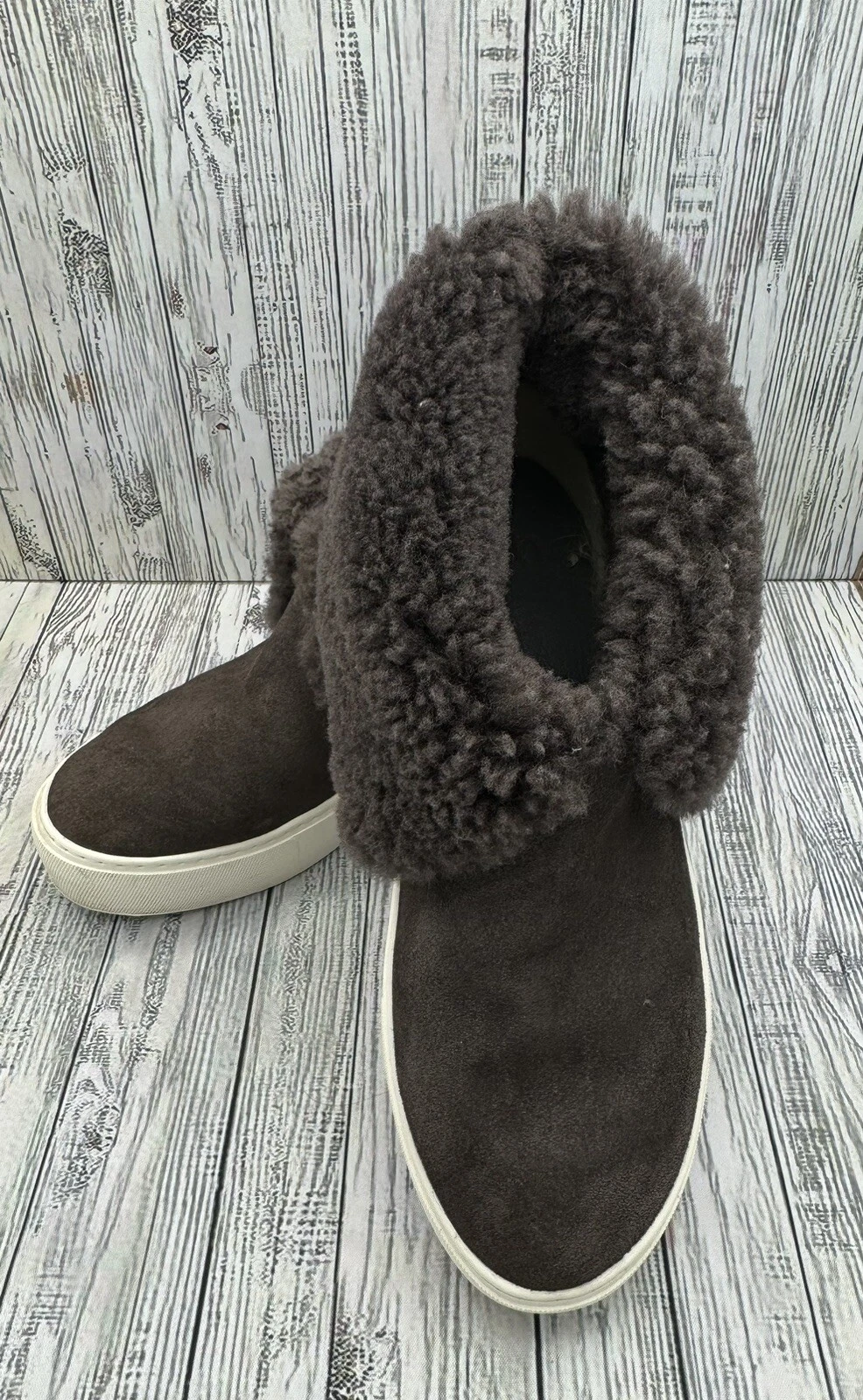 Stivali stivaletti UGGS Lynus donna taglia 7 slip on marroni scamosciati intaglio a V foderati in pelliccia davanti