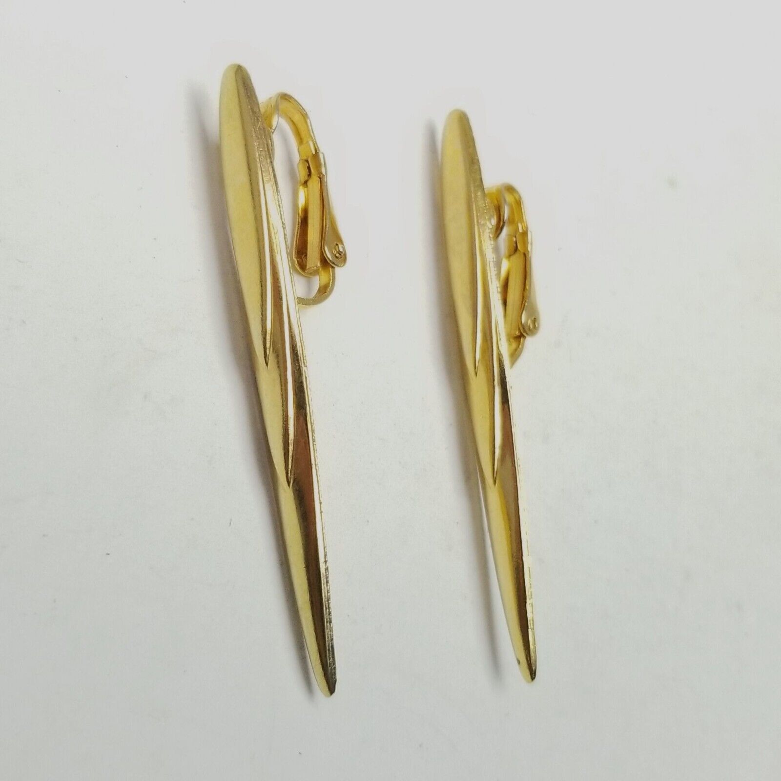 Vintage Gold tone Clip On Earrings, Modern Pointe… - image 4