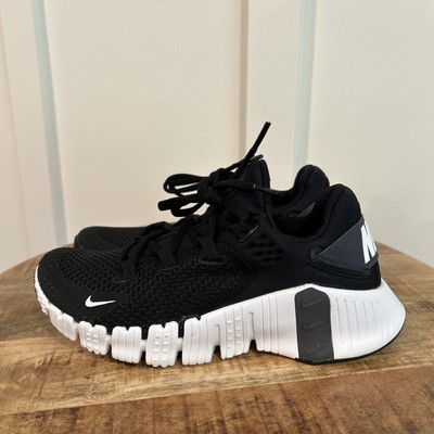 Size 6-Women s Nike Free Metcon 4 Black White Men s Size 4.5 Brand New