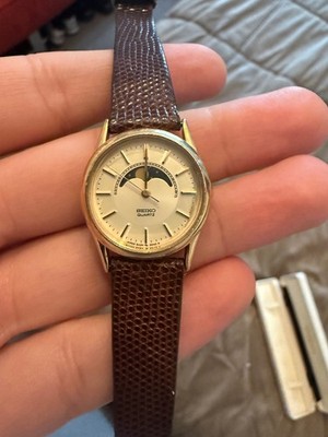 Seiko Moonphase Watch Women 24mm Champa Dial Gold Tone 2A24-0048