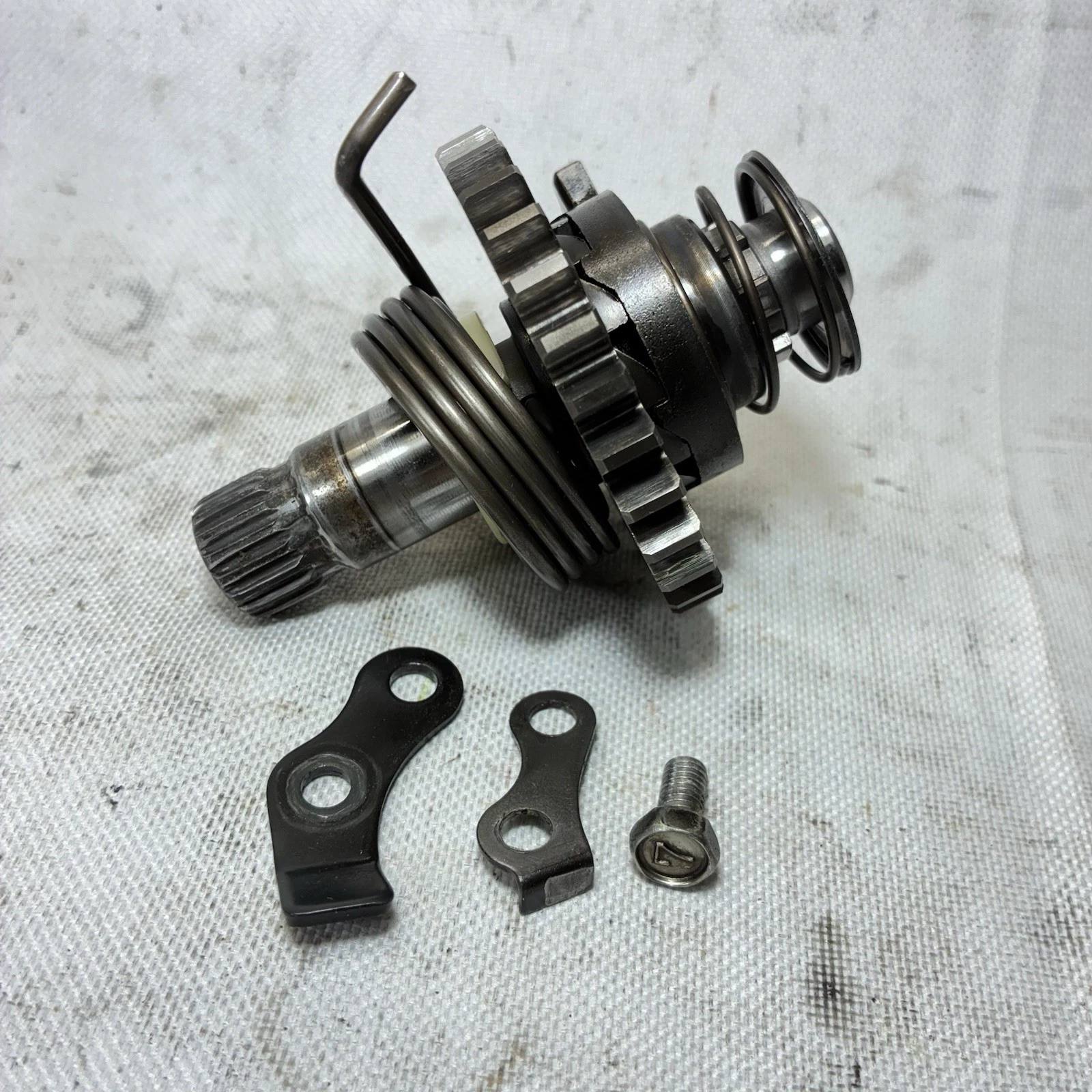 1991 Suzuki 89-95 RM250 89-98 RMX250 OEM Kickstart Kick Start Shaft