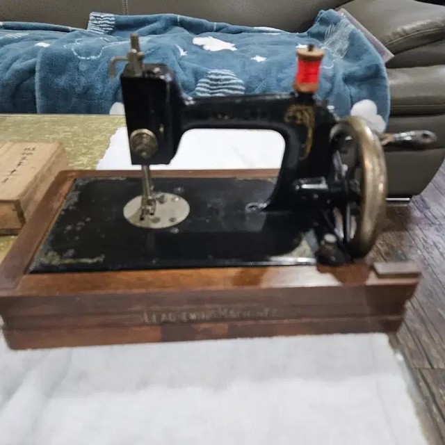 Lead Vintage Sewing Machine Antique Wooden and Metal Decor