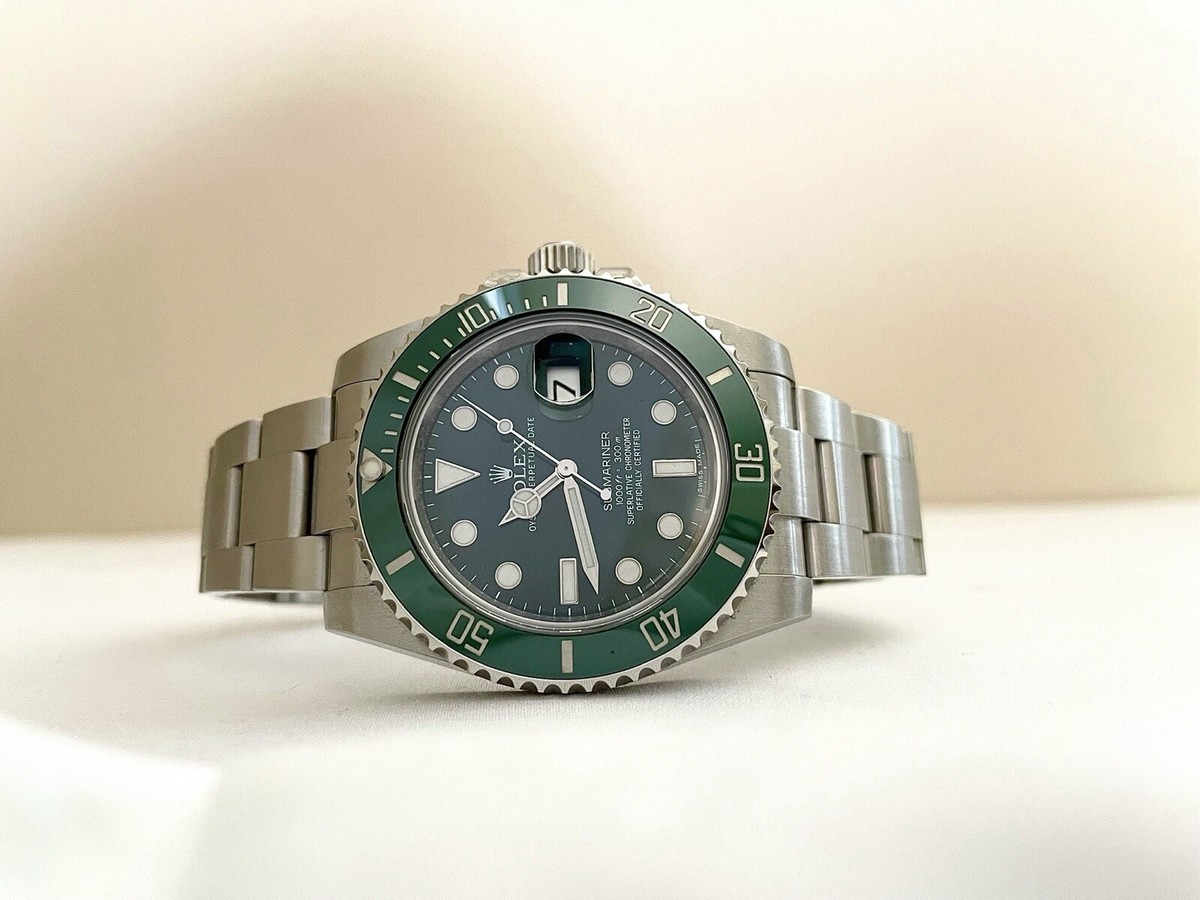 ROLEX SUBMARINER “HULK” 116610LV SUPER CLEAN 40MM GREEN DIAL