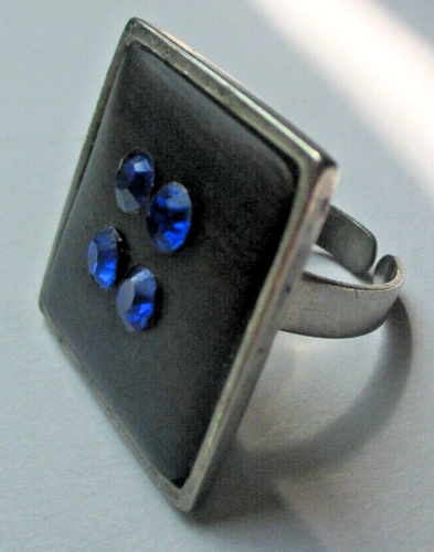Bague Réglable Vintage Couleur Argent Avec Plaque Cuir Lézard Prune - Bijou Ancien - Parfait état