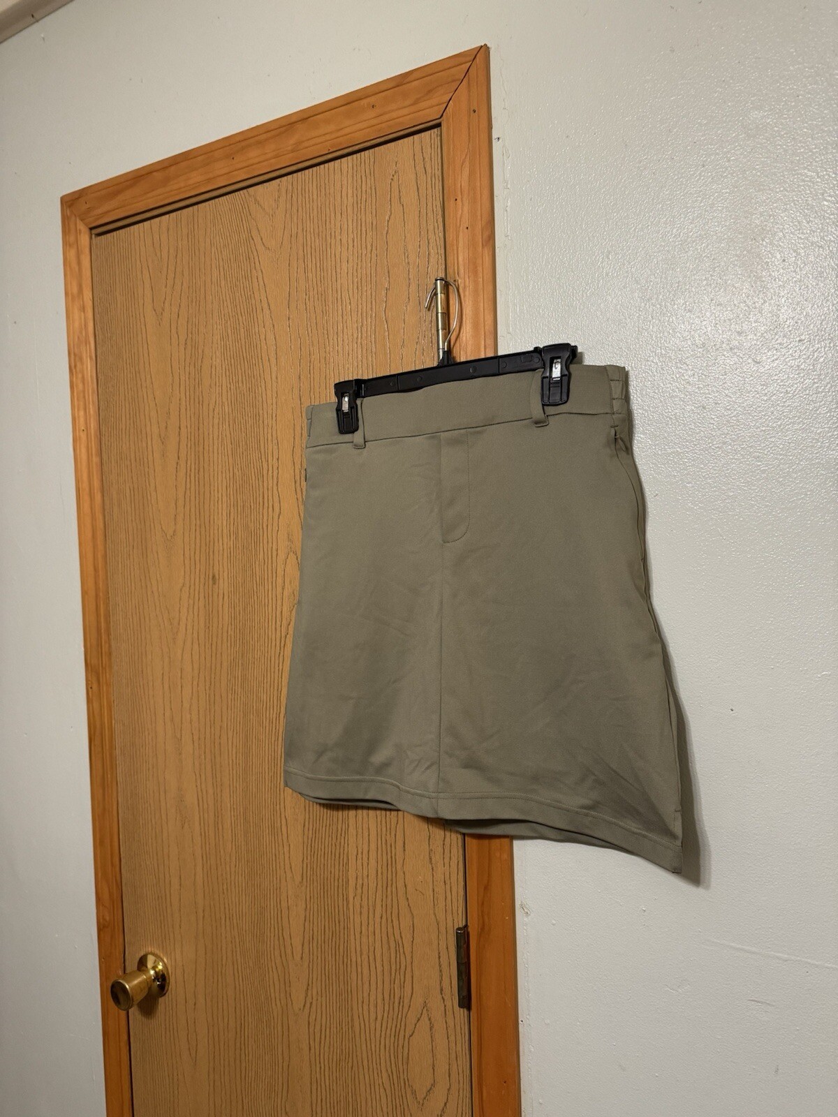 Lands' End Small Solid Green Knee-Length Pull-On … - image 1