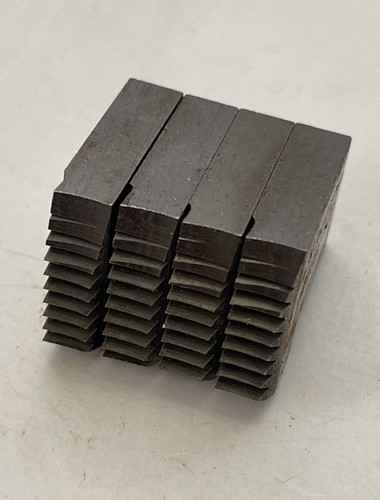 Set of 4 Toledo No. 11-12 1-1/4in Pipe Threading Dies - Picture 3 of 5