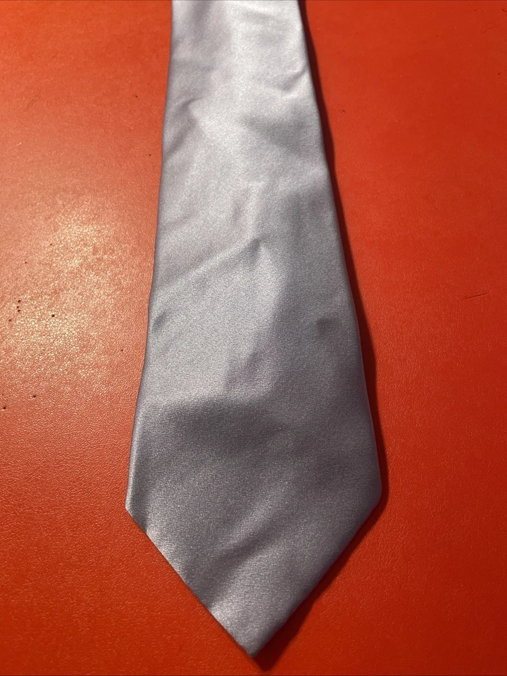 Corbata Brioni lustrosa lustrosa seda satinada usada en excelente estado hecha a mano en Italia Foto 2 de 4